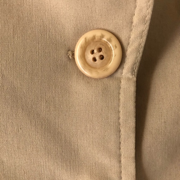 XOXO light khaki blazer w shoulder detail - Picture 6 of 9